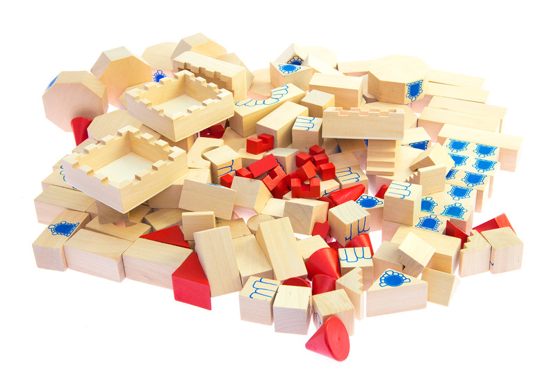 Jeu de construction en bois avec pièces pour château fort 150pcs - Jouet  bois GOKI - Matériel Montessori